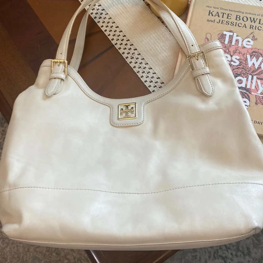Tory Burch designer bag - Picture 1 of 9
